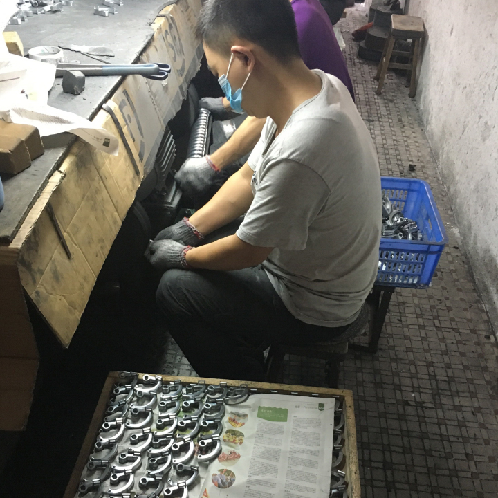 樂(lè)發(fā)五金拋光車(chē)間 樂(lè)發(fā)五金拋光車(chē)間